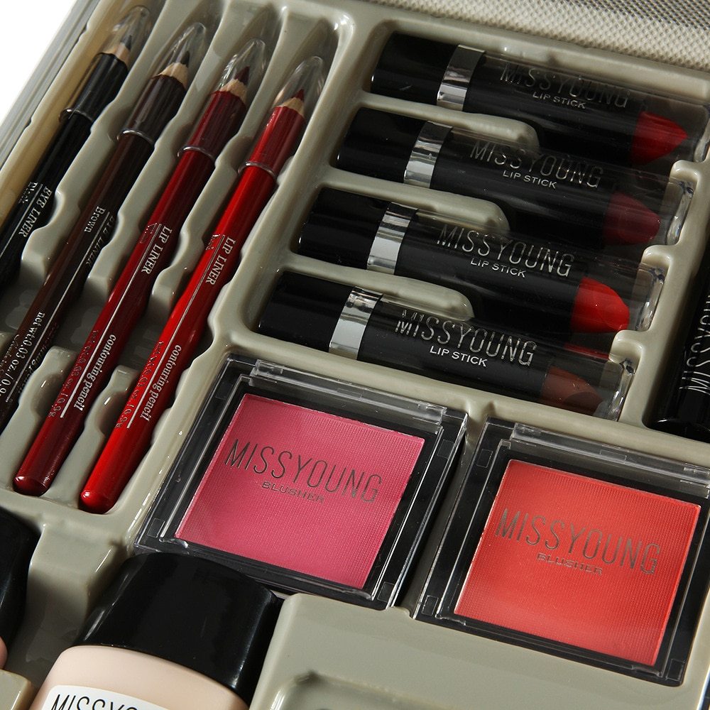 Makeup set. - Image 5