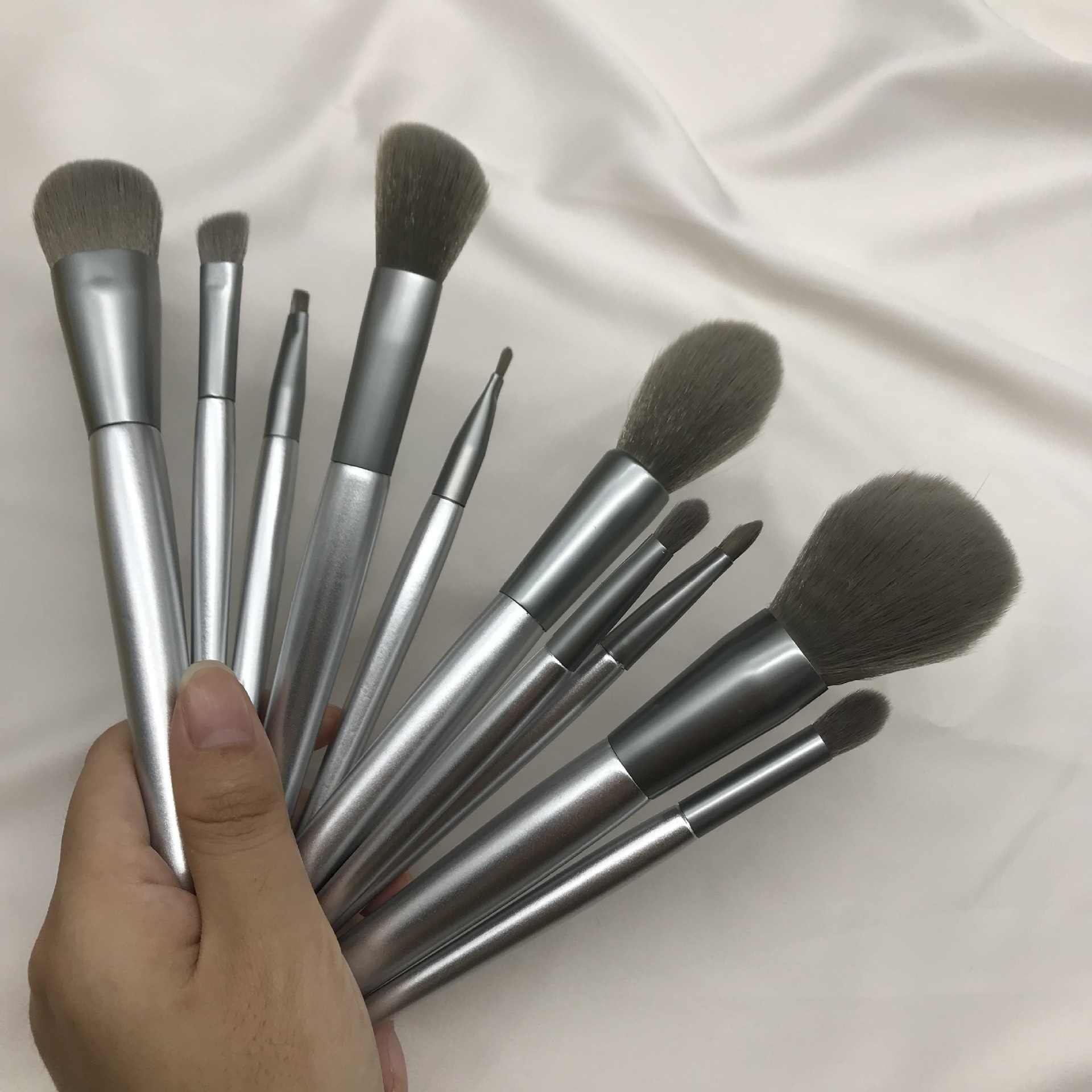 10 moonlight silver makeup brush set - Image 4
