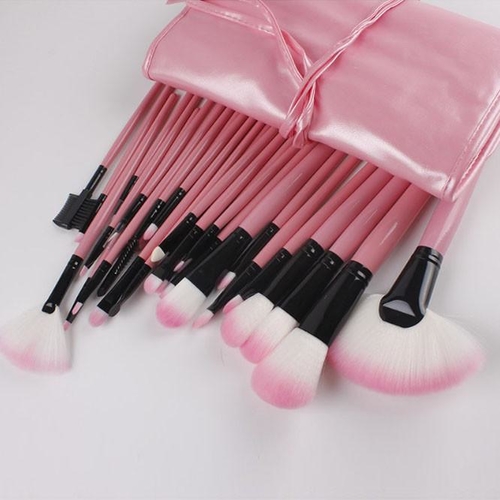 Sculptor 32 Piece High Quality Wooden Makeup Brush Set - Image 5