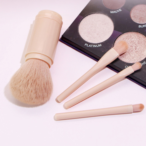 Retractable Makeup Brush Portable 4 In 1 Travel Brush Set - Image 5