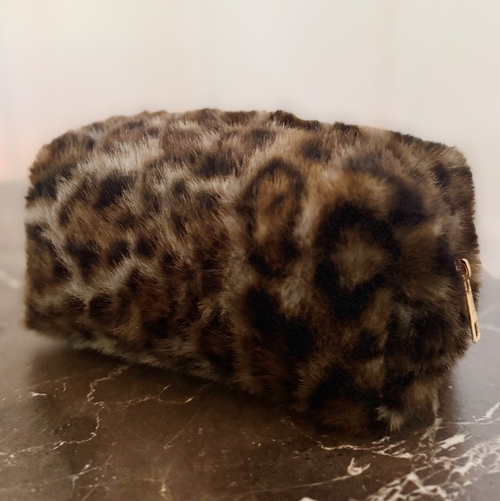 Furly Leopard Cosmetic Case – Stylish and Soft Structured Makeup Pouch - Image 3
