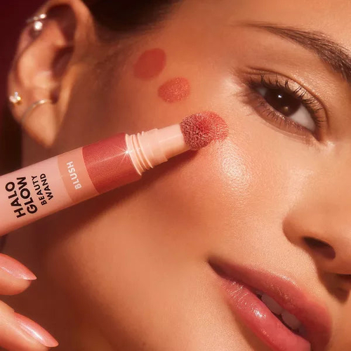 e.l.f. Halo Glow Blush Beauty Wand - Image 3