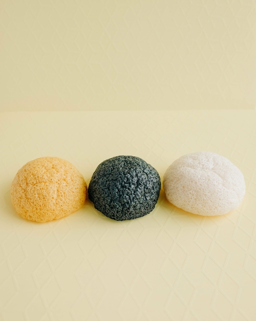 PURE SOL. Beauty Face Buff Turmeric Konjac Face Sponge - Image 3